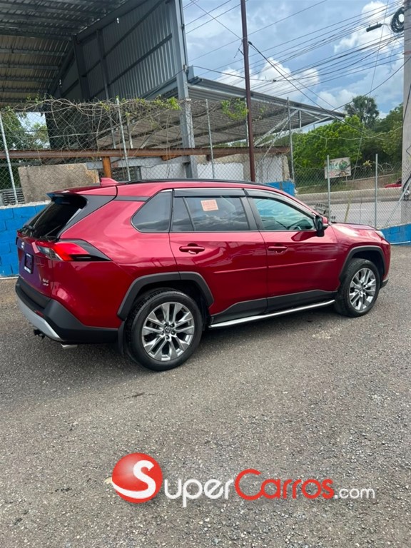 2022 Toyota RAV4 XLE Premium — foto 8 / 10