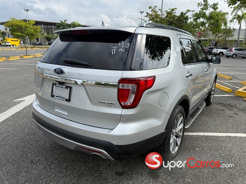 2016 Ford Explorer Limited — foto 6 / 10