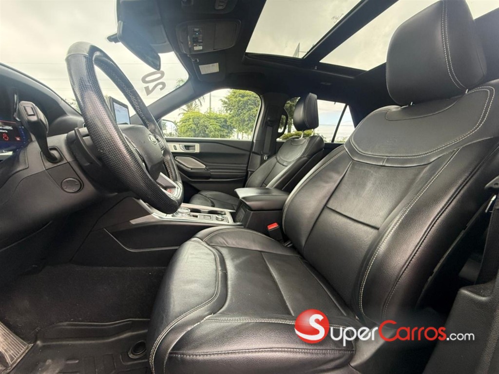 2020 Ford Explorer ST — foto 9 / 12