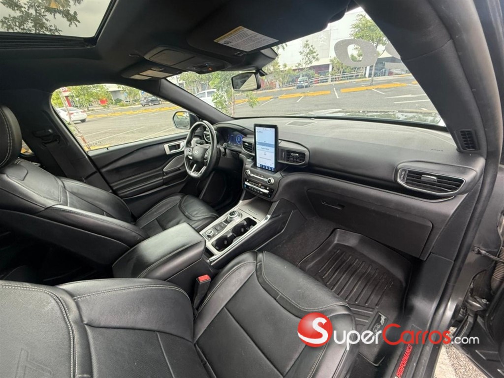 2020 Ford Explorer ST — foto 11 / 12