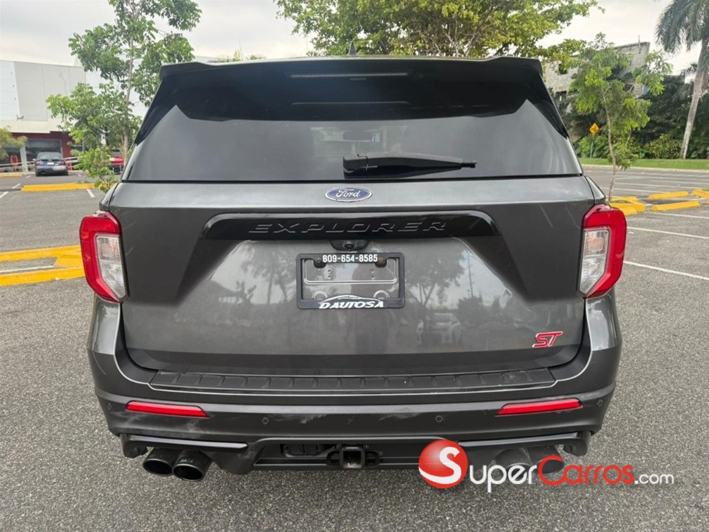2020 Ford Explorer ST — foto 12 / 12