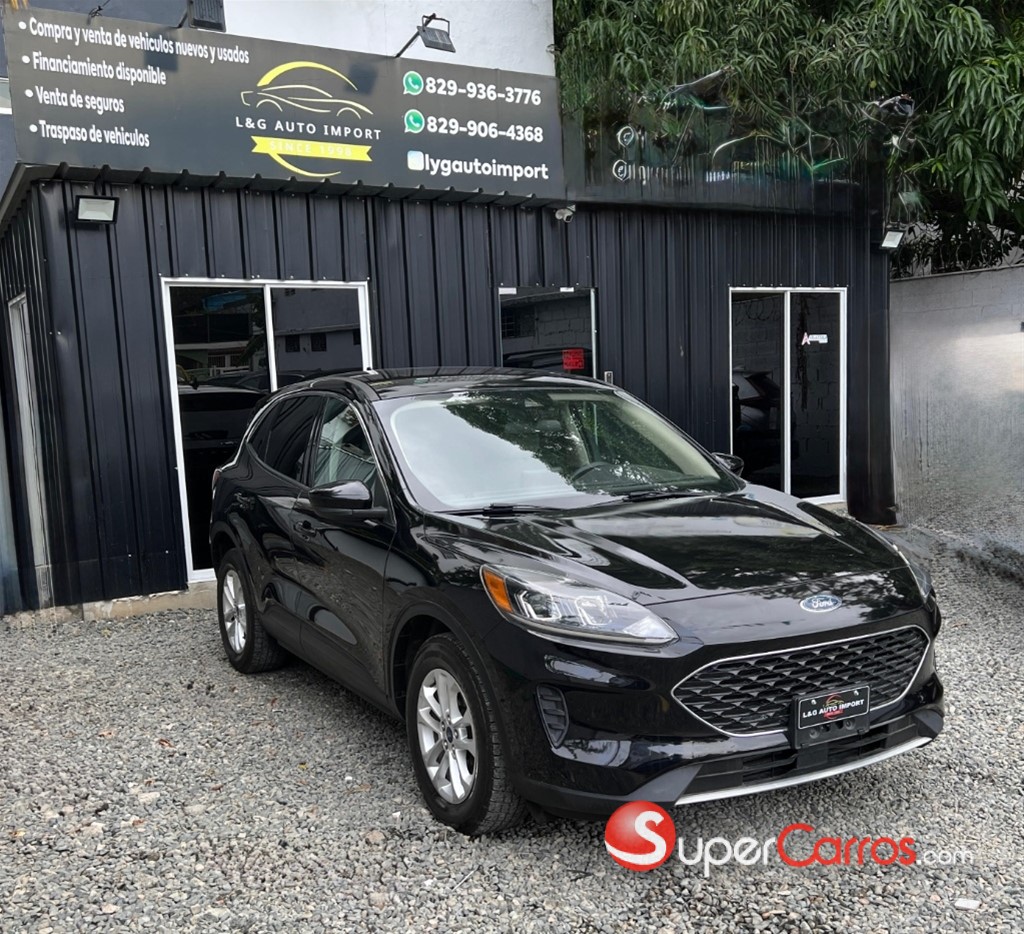 2020 Ford Escape Ecoboost — foto 2 / 10