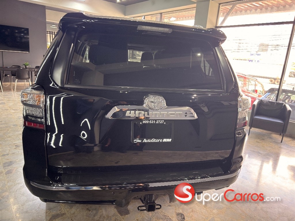 2022 Toyota 4 Runner Limited — foto 5 / 6