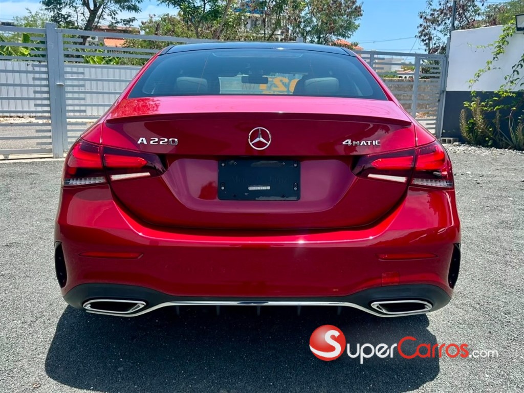 2021 Mercedes-Benz Clase A 220 AMG — foto 8 / 10
