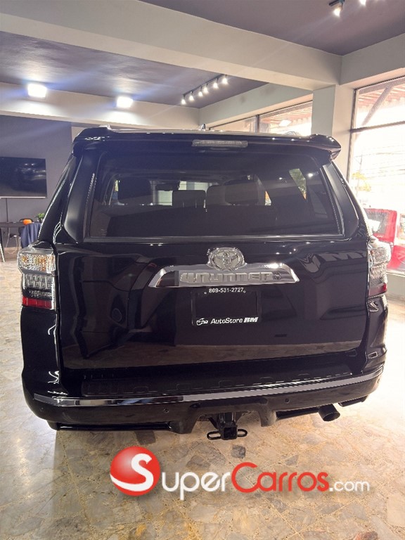 2020 Toyota 4 Runner Limited — foto 4 / 6