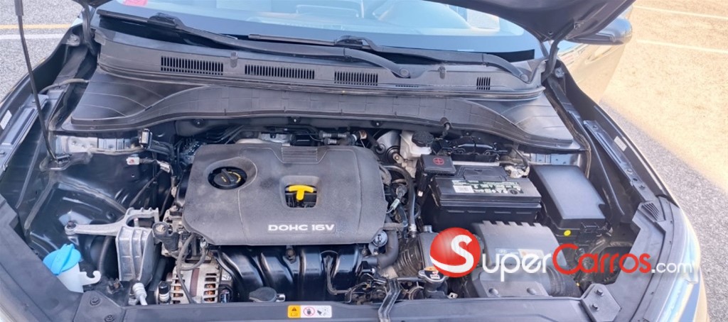 2020 Hyundai KONA — foto 8 / 9