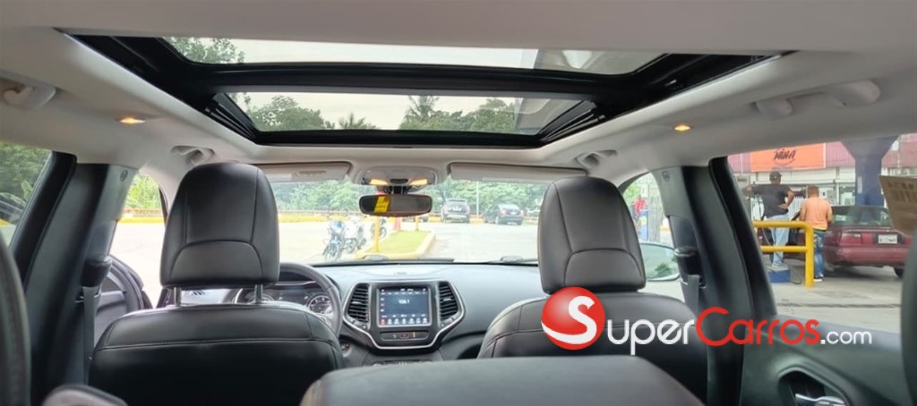 2021 Jeep Cherokee Limited — foto 5 / 12