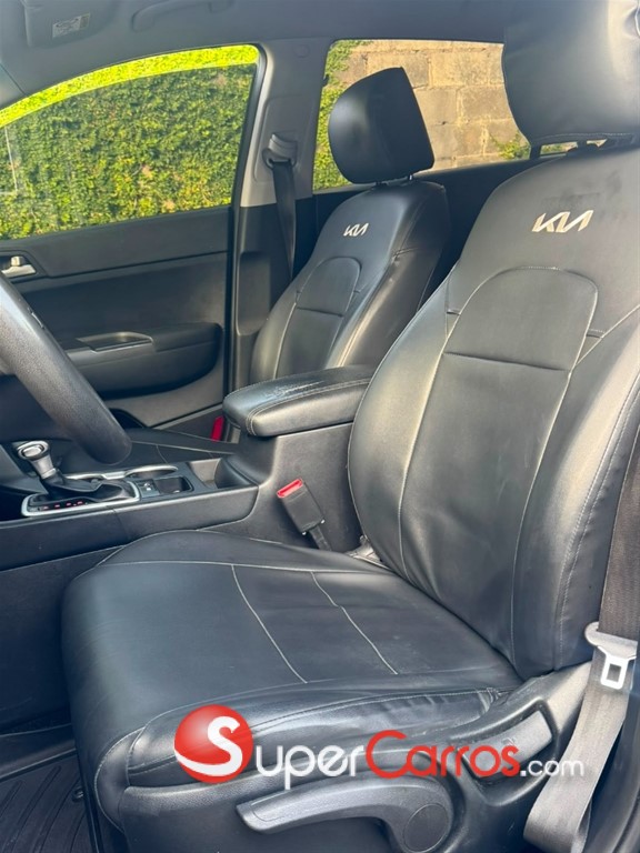 2017 Kia Sportage LX — foto 6 / 12
