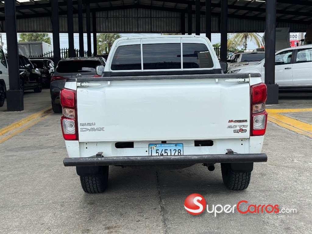 2026 Isuzu DMAX — foto 5 / 9