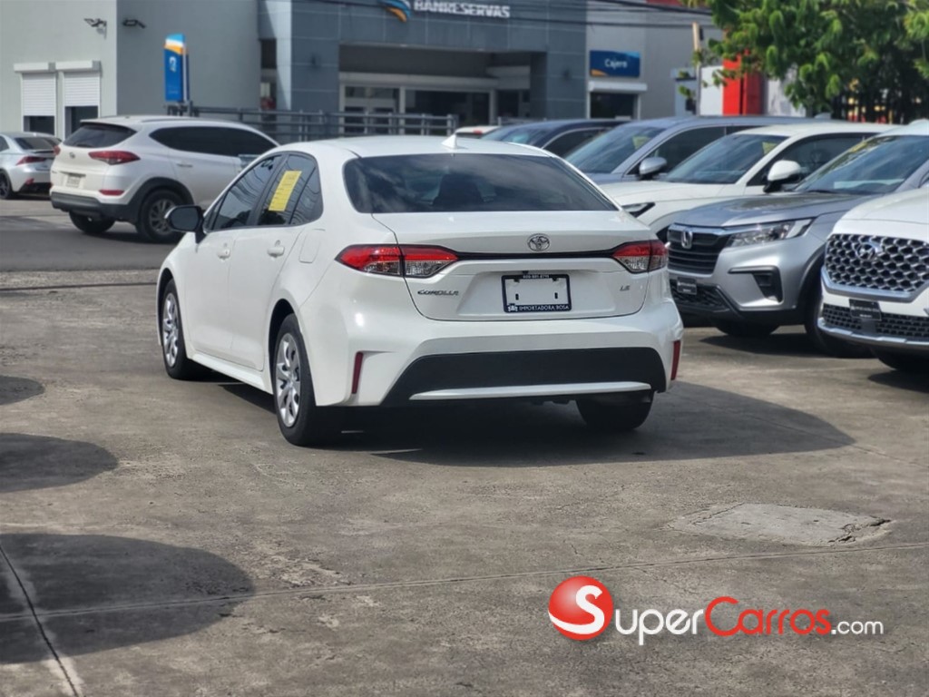 2021 Toyota Corolla LE — foto 4 / 10