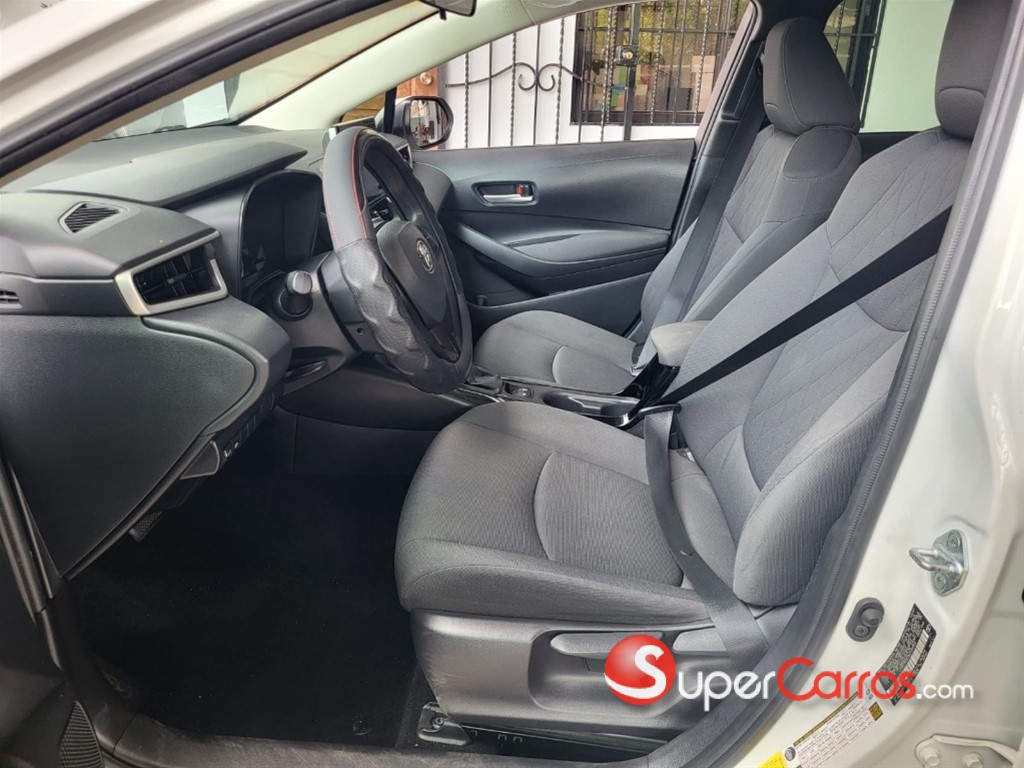 2021 Toyota Corolla LE — foto 8 / 10