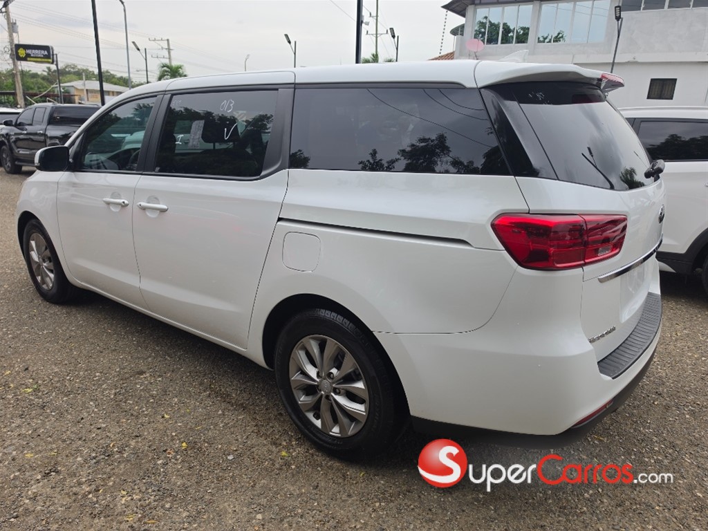 2020 Kia Sedona LX — foto 4 / 11
