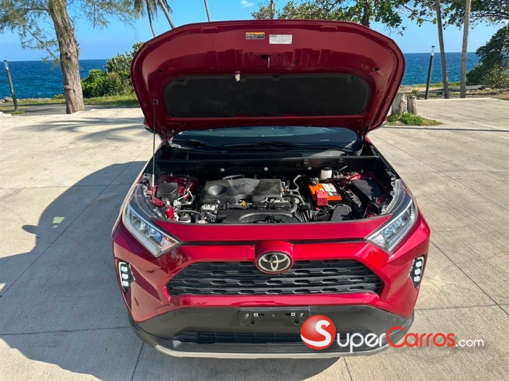 2021 Toyota RAV4 XLE Premium — foto 12 / 12