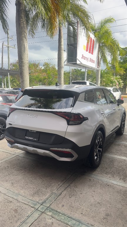 2023 Kia Sportage EX — foto 6 / 12