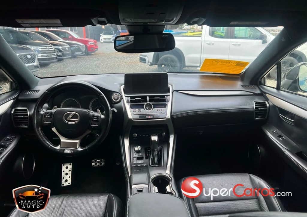 2020 Lexus NX 300 F Sport — foto 4 / 10