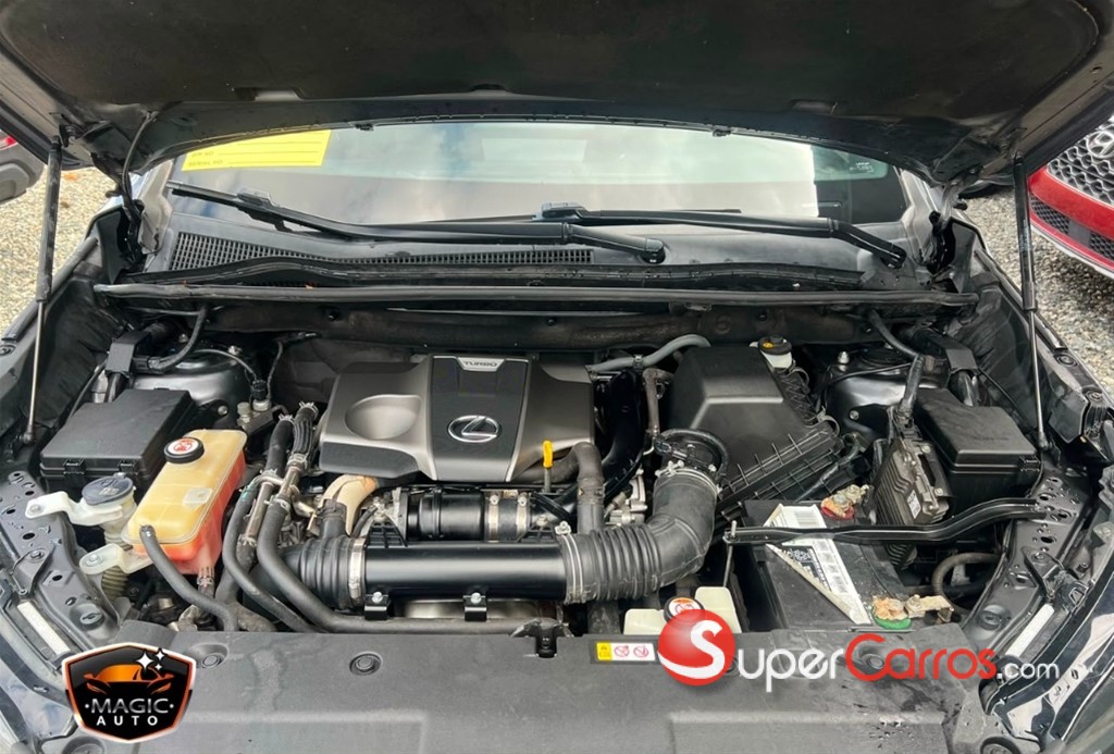 2020 Lexus NX 300 F Sport — foto 5 / 10