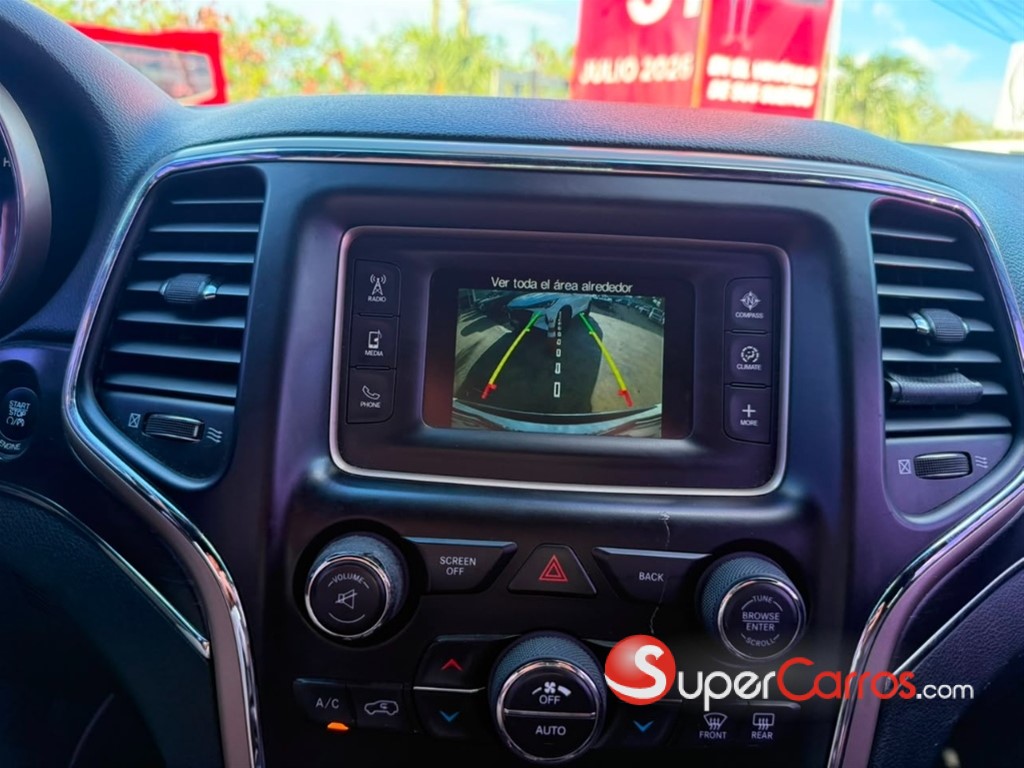 2016 Jeep Grand Cherokee Limited 4x4 — foto 9 / 10