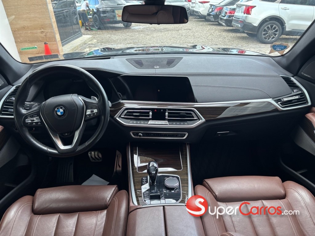 2020 BMW X 5 XDRIVE 40i — foto 9 / 12