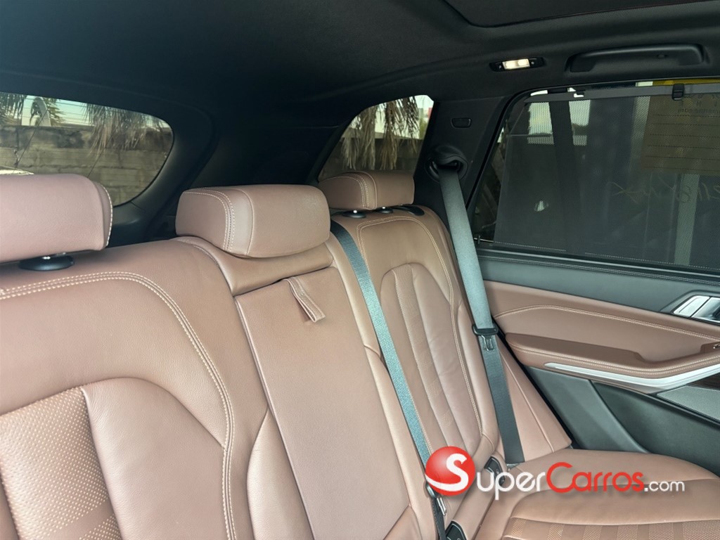 2020 BMW X 5 XDRIVE 40i — foto 10 / 12