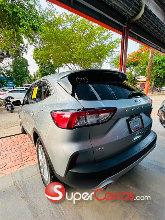 2022 Ford Escape SE — foto 9 / 12