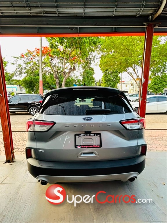 2022 Ford Escape SE — foto 10 / 12