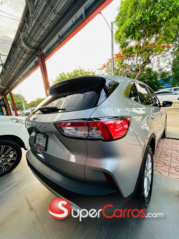 2022 Ford Escape SE — foto 11 / 12