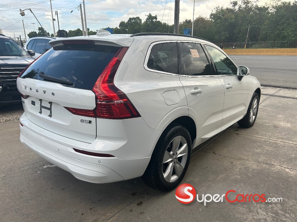 2022 Volvo XC60 — foto 4 / 12