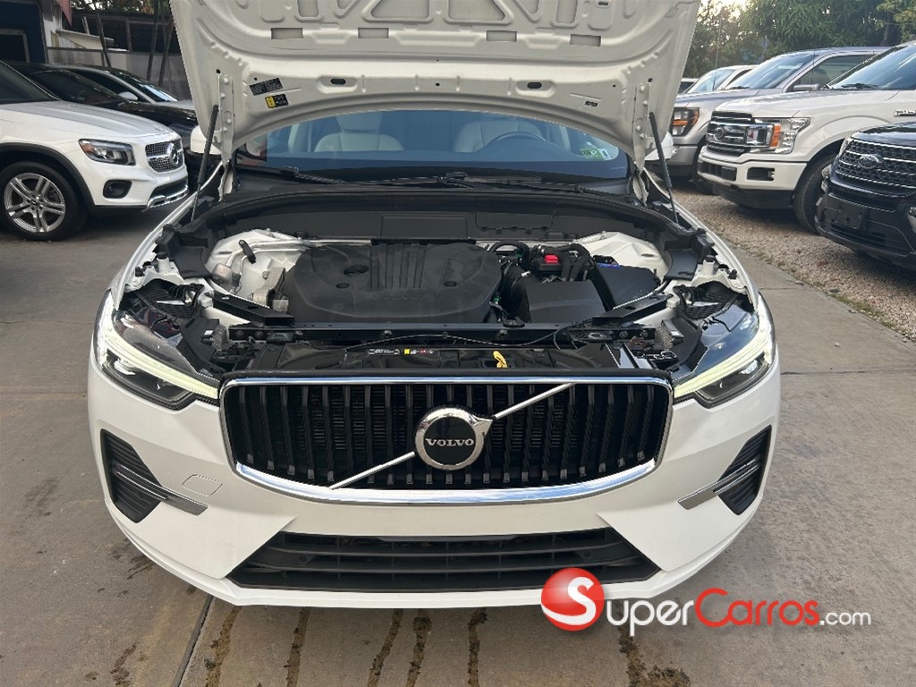 2022 Volvo XC60 — foto 12 / 12