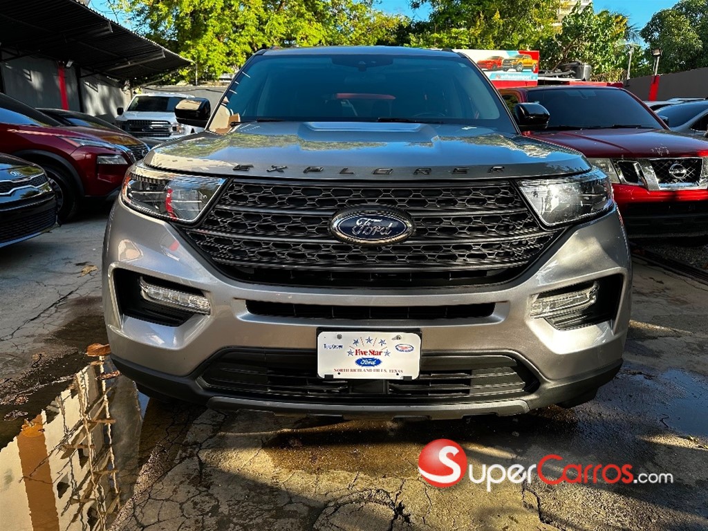 2023 Ford Explorer XLT — foto 2 / 11