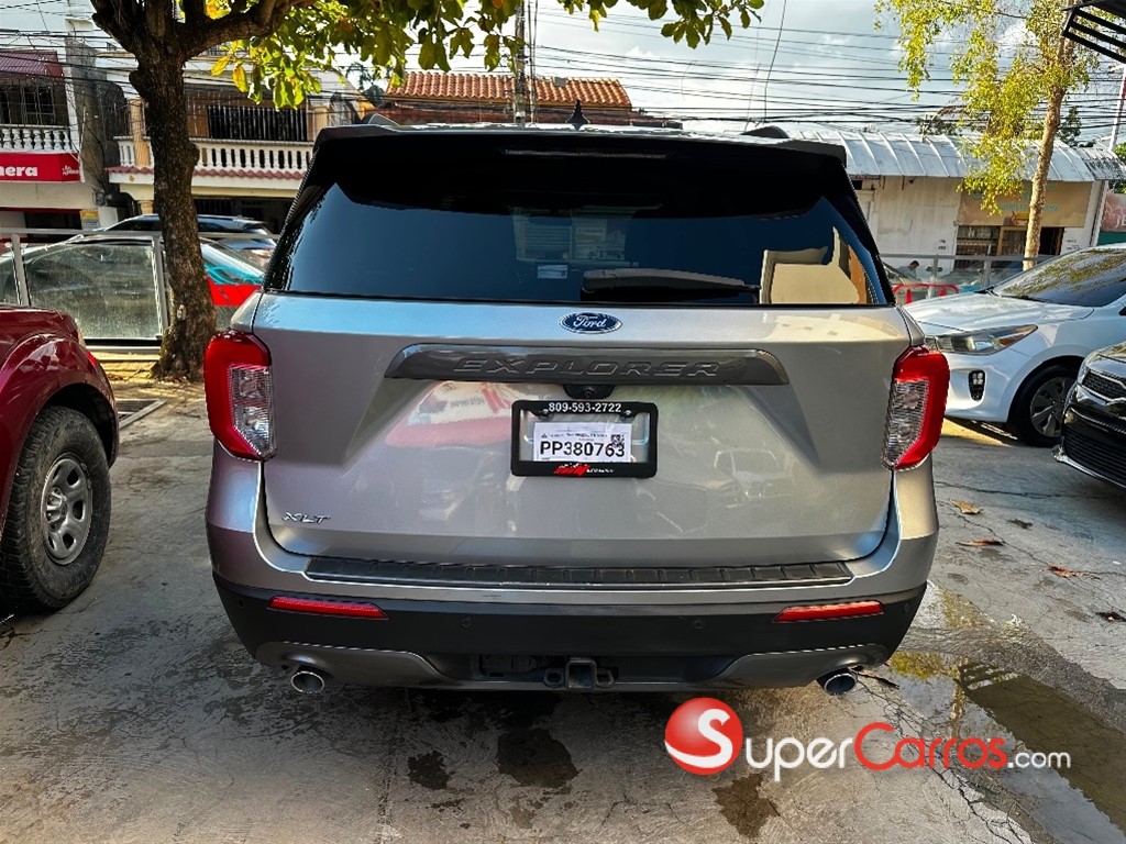 2023 Ford Explorer XLT — foto 5 / 11