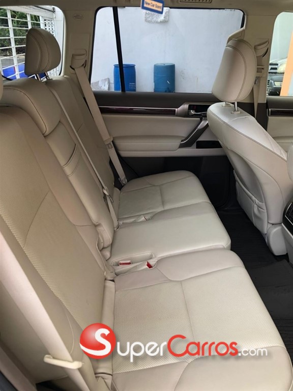 2017 Lexus GX 460 — foto 11 / 12