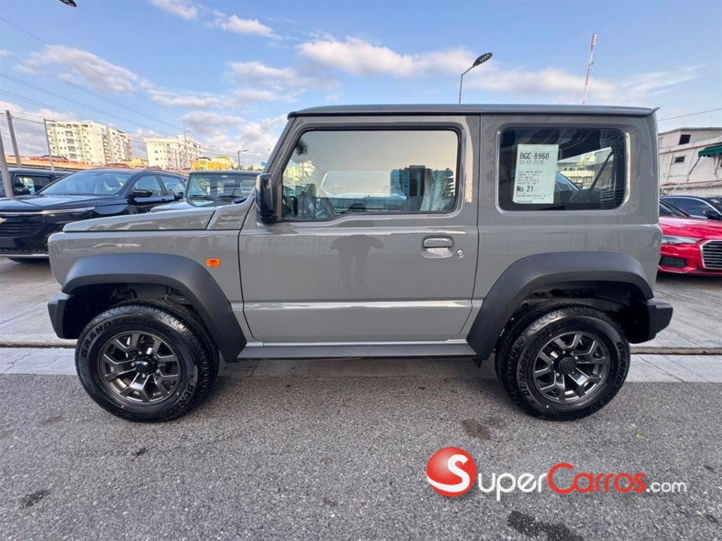 2027 Suzuki Jimny GLX — foto 4 / 12