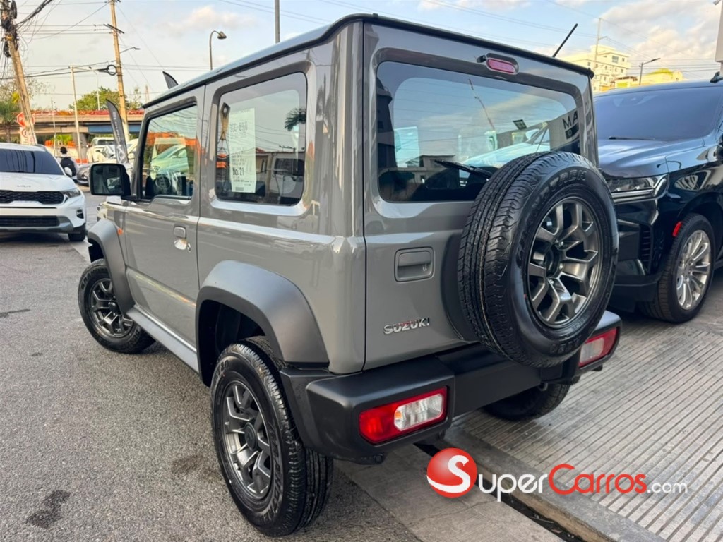 2027 Suzuki Jimny GLX — foto 7 / 12