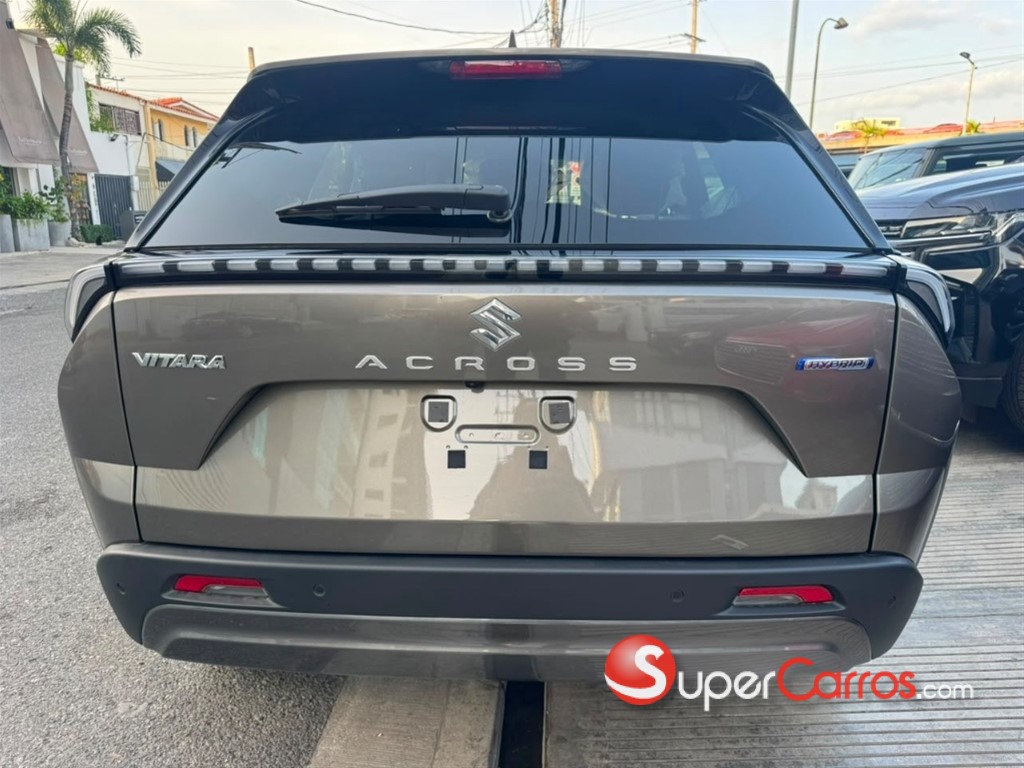 2027 Suzuki Vitara A-Cross GLX 2WD — foto 6 / 12