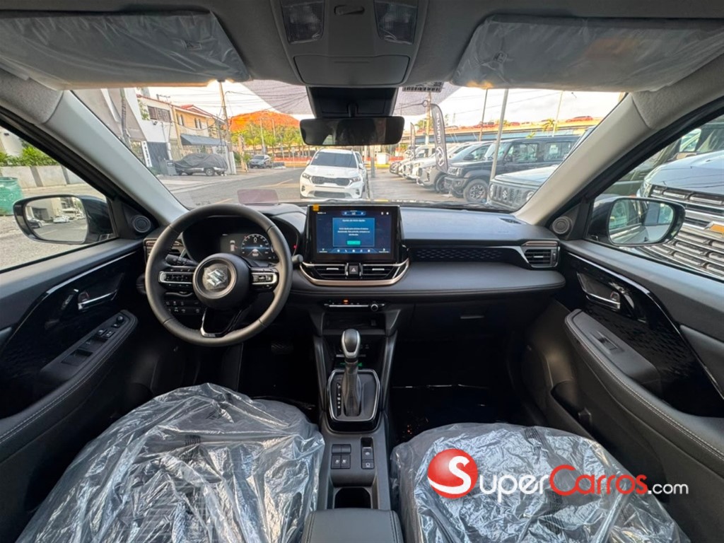 2027 Suzuki Vitara A-Cross GLX 2WD — foto 8 / 12