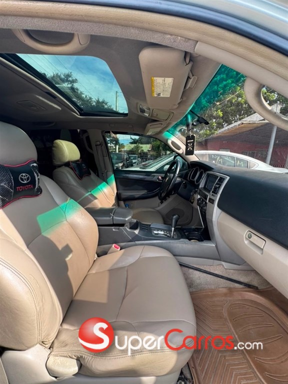 2005 Toyota 4 Runner — foto 8 / 11