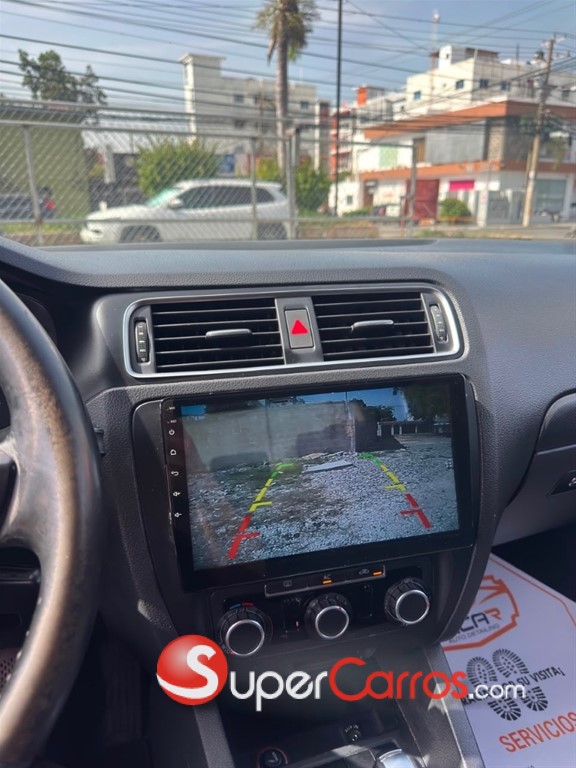 2011 Volkswagen Jetta — foto 5 / 11