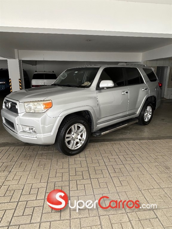 2013 Toyota 4 Runner Limited