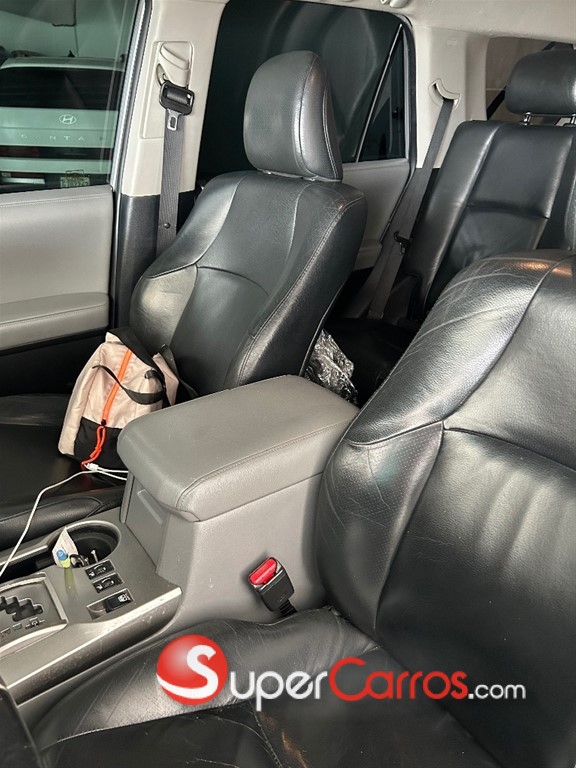 2013 Toyota 4 Runner Limited — foto 6 / 8