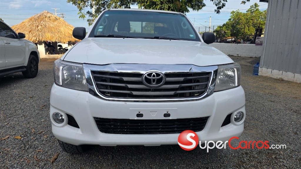 2015 Toyota Hilux — foto 5 / 11