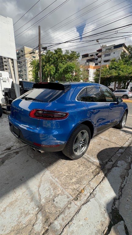 2016 Porsche Macan S — foto 3 / 9