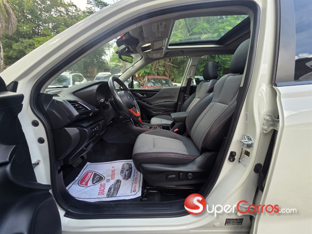 2023 Subaru Forester SPORT — foto 8 / 12