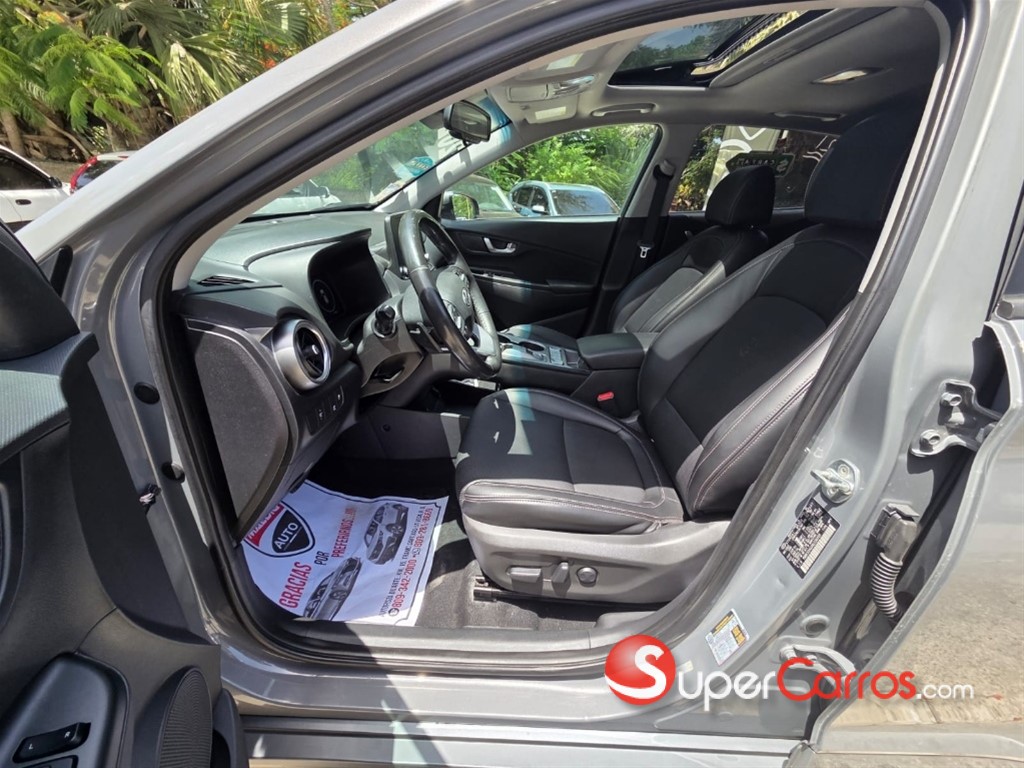 2022 Hyundai KONA SEL — foto 9 / 12