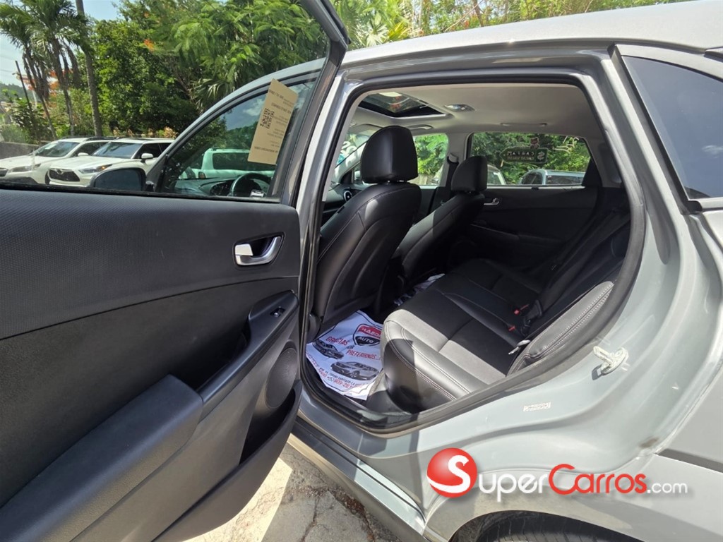 2022 Hyundai KONA SEL — foto 11 / 12