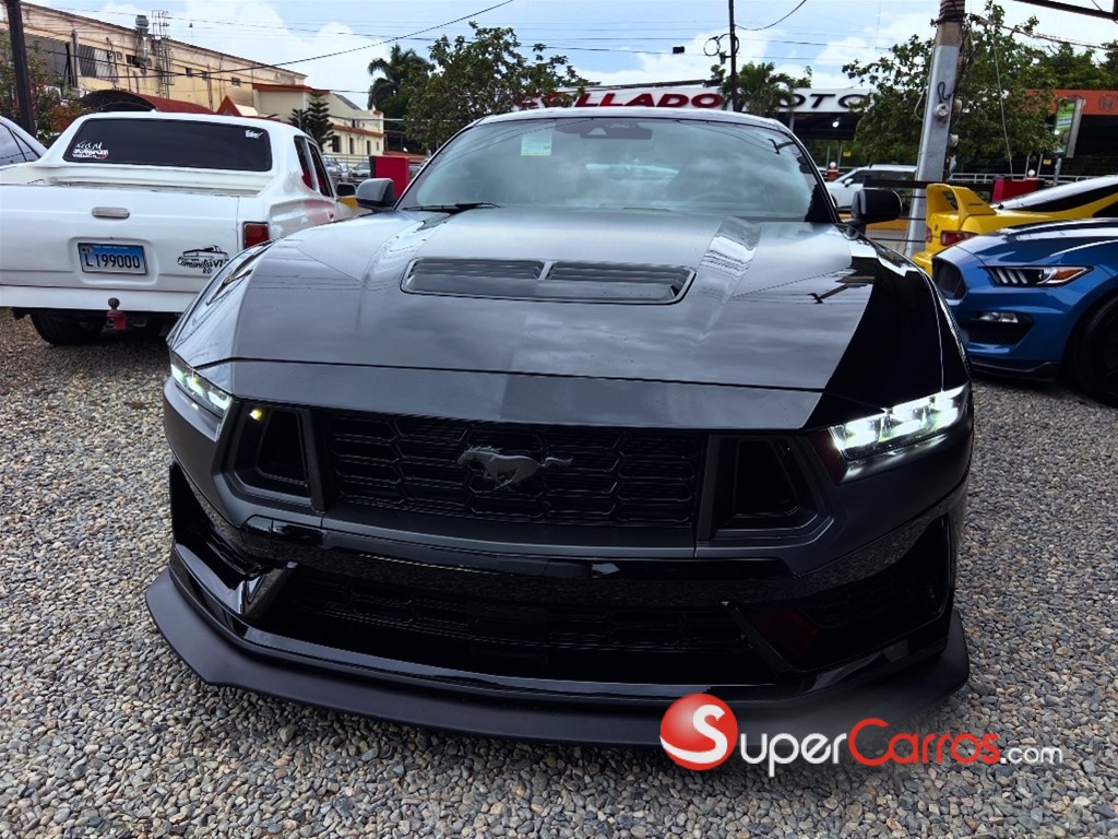 2024 Ford Mustang Dark Horse