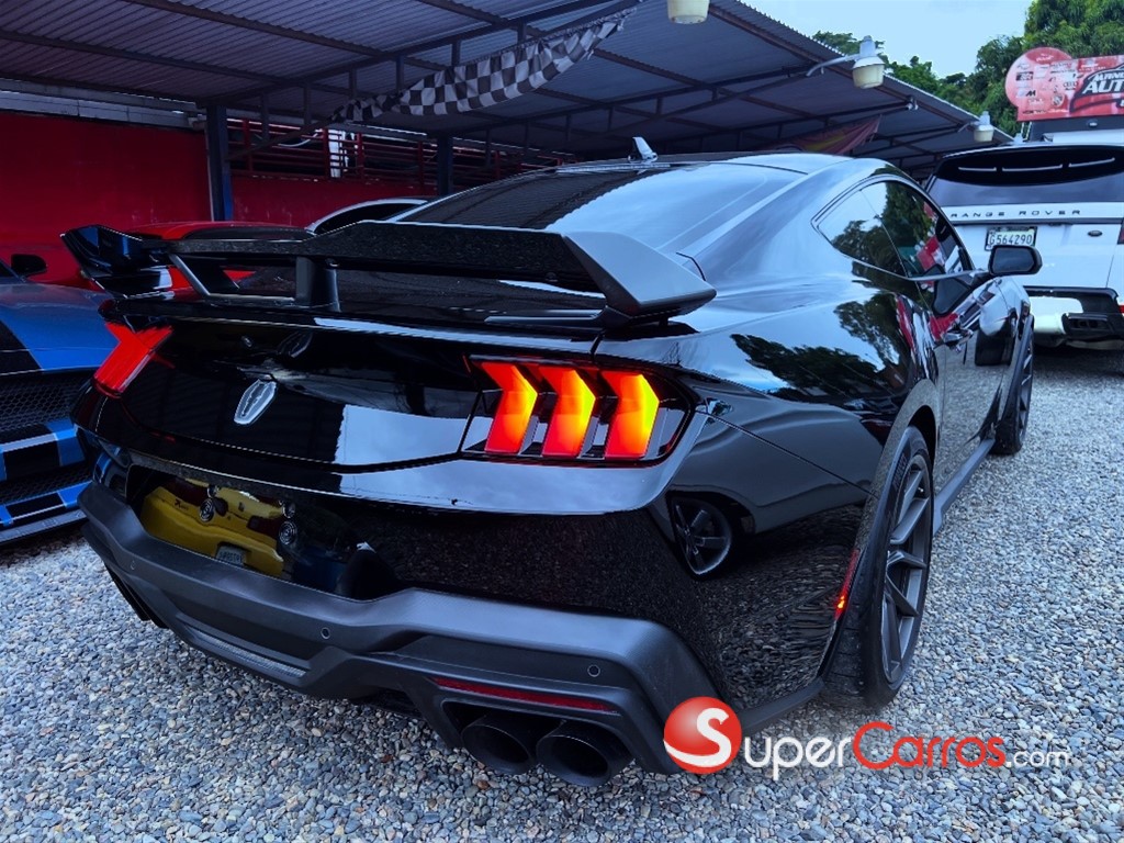 2024 Ford Mustang Dark Horse — foto 10 / 12