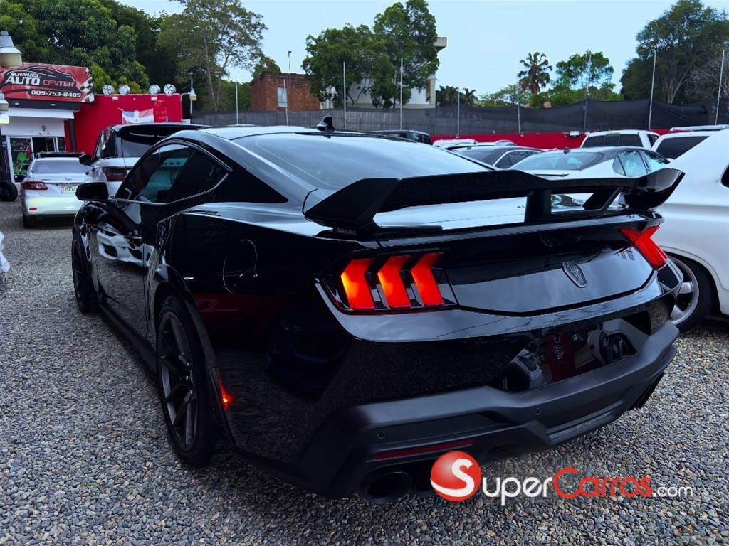 2024 Ford Mustang Dark Horse — foto 11 / 12