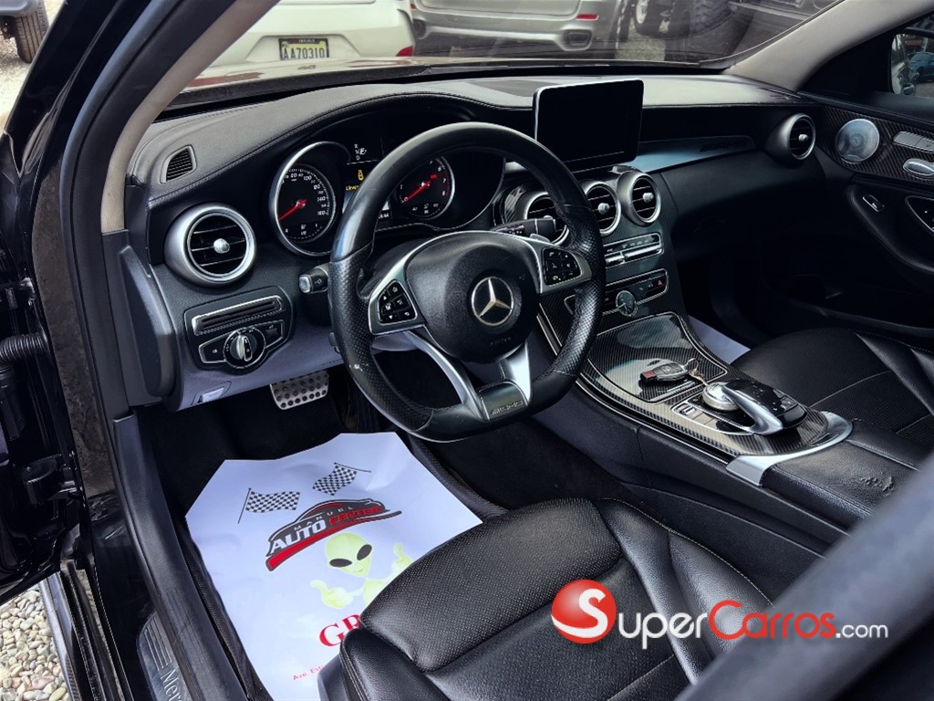 2015 Mercedes-Benz Clase C 300 — foto 2 / 10
