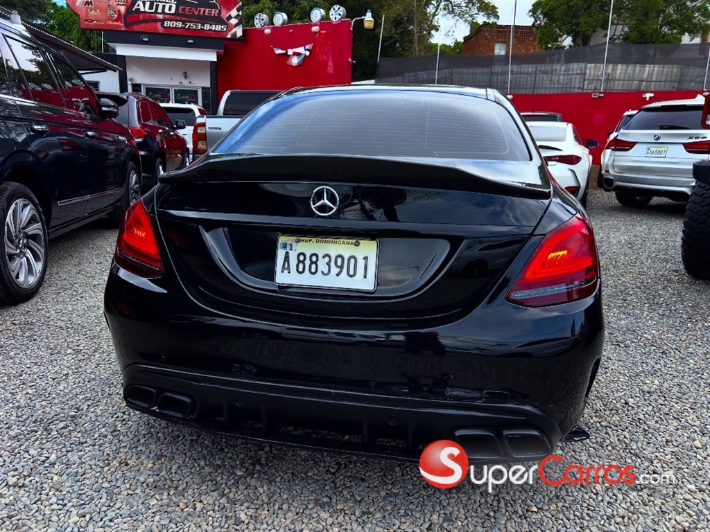 2015 Mercedes-Benz Clase C 300 — foto 4 / 10