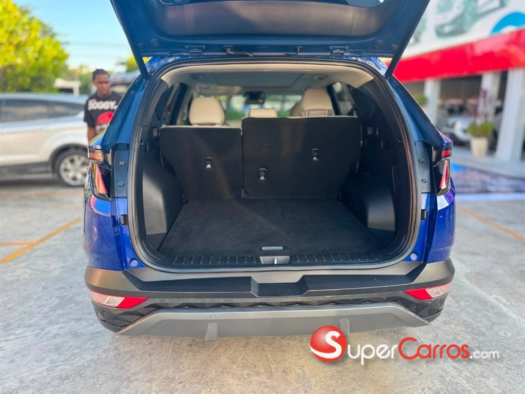 2023 Hyundai Tucson LIMITED — foto 9 / 10